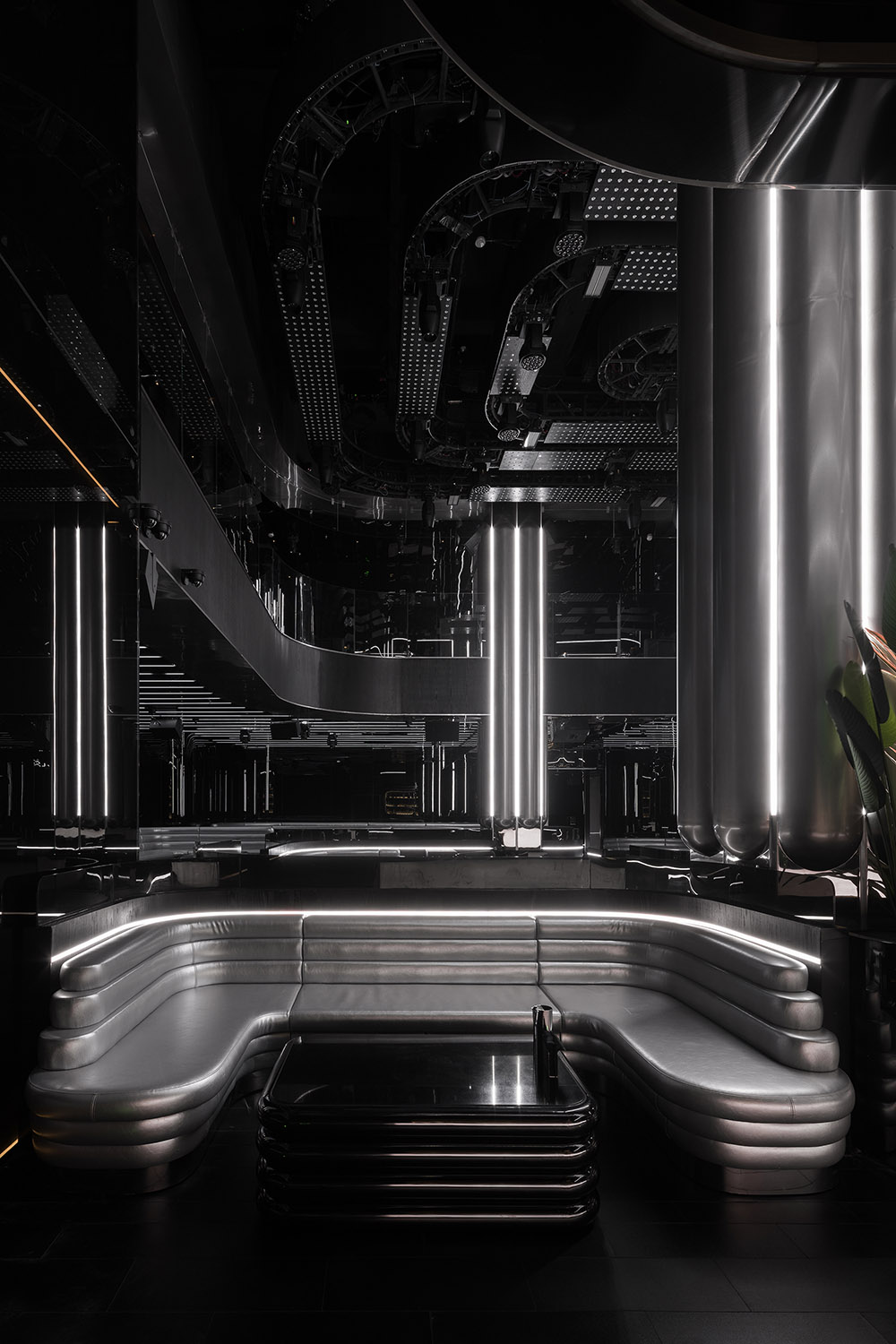 夜店設計,上海夜店設計,夜總會設計,上海夜總會設計,夜店設計案例,GRNDCNTRL,上海GRNDCNTRL,GRNDCNTRL夜店,娛樂空間設計,皮愛紀設計,PIG DESIGN