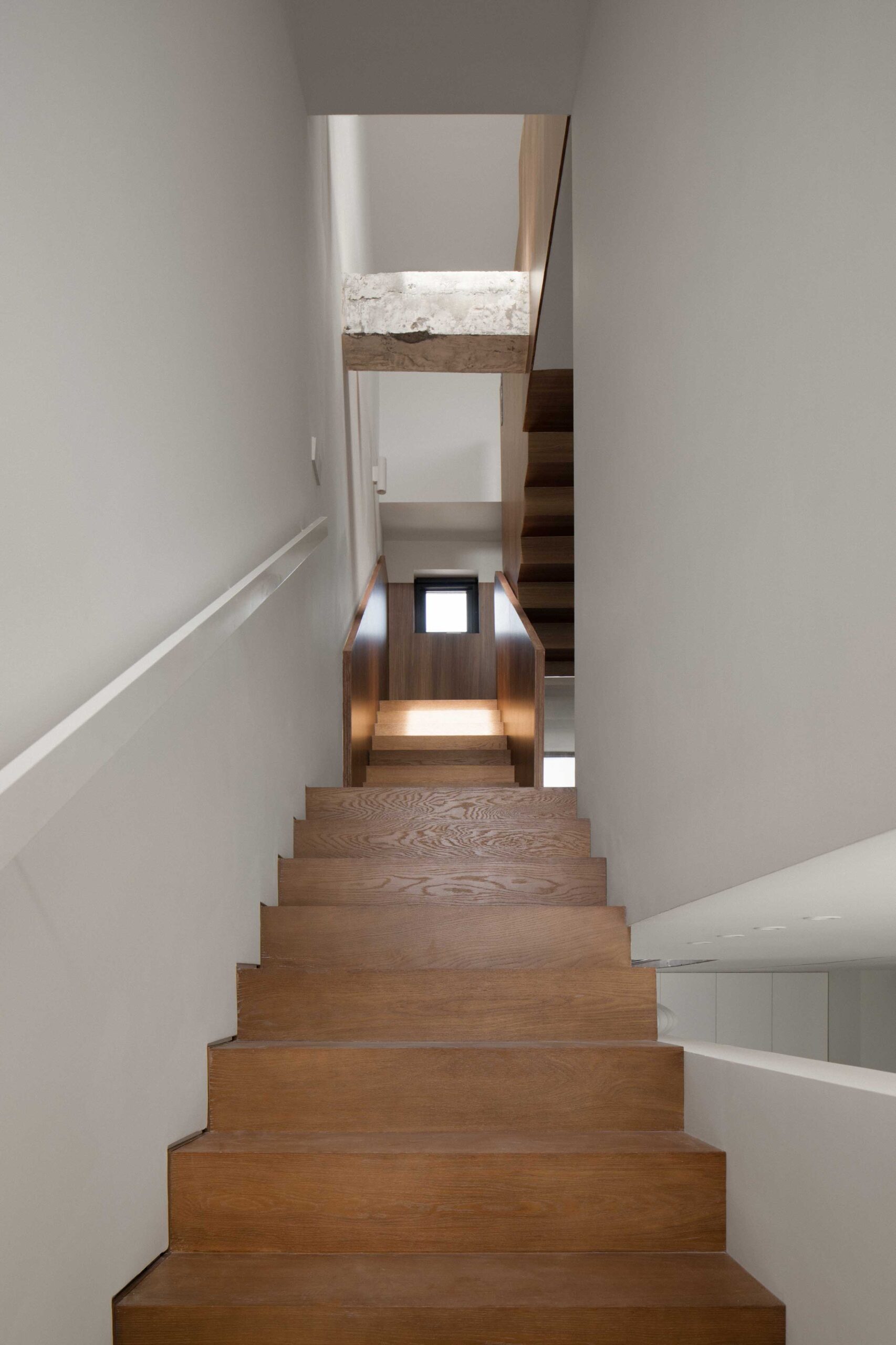 住宅設計,現代風格住宅設計,家裝設計,複式家裝設計,上海住宅設計,住宅設計案例,現代風格住宅設計案例,老房翻新,舊房改造,幾言設計,上海幾言設計