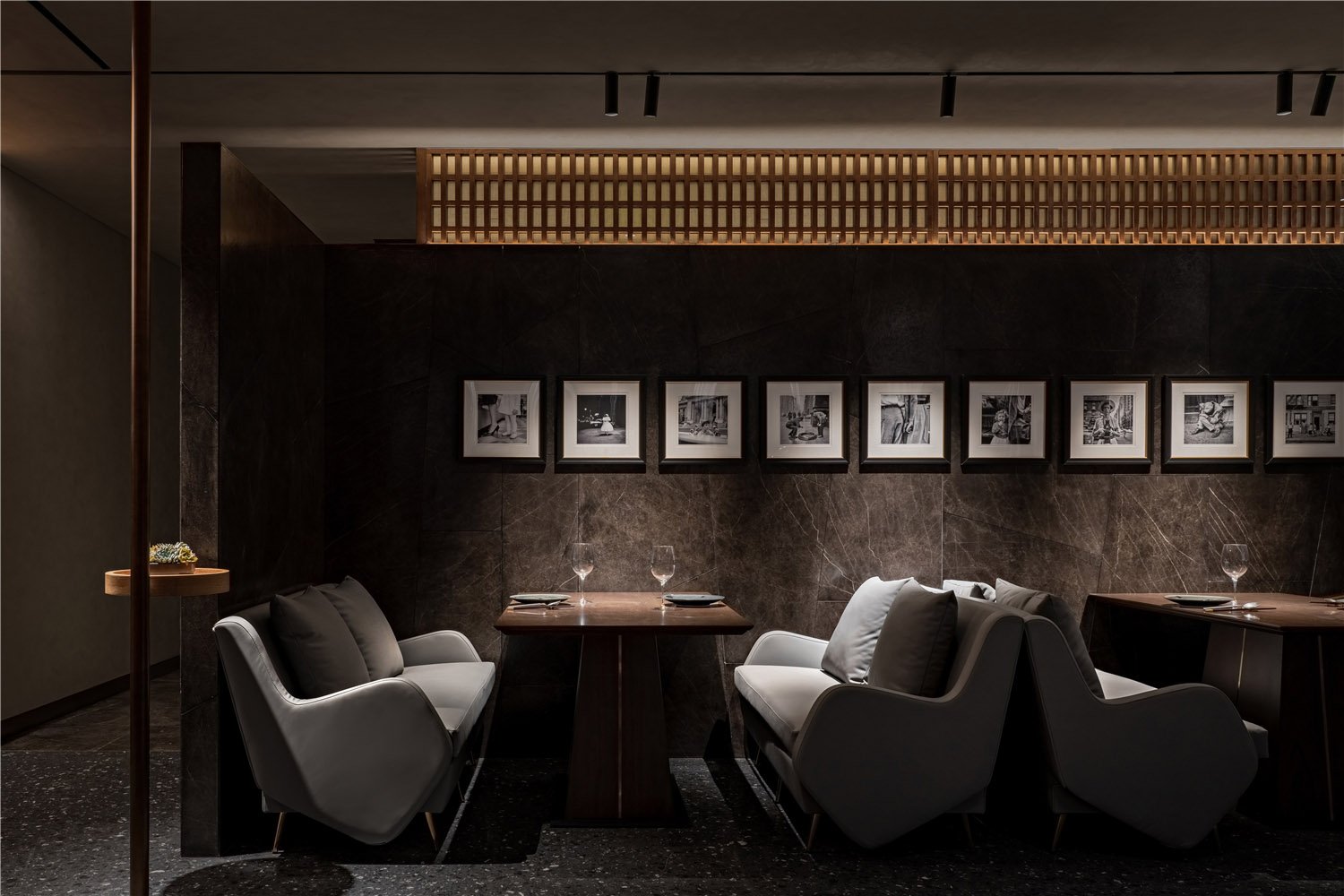 餐廳設計,雲南菜餐廳設計,上海餐廳設計,休閑餐廳設計,餐廳設計案例,現代風格餐廳設計,泓0871臻選雲南菜,上海泓0871臻選雲南菜,泓0871,IN.X屋裏門外,IN.X屋裏門外設計公司,屋裏門外設計公司