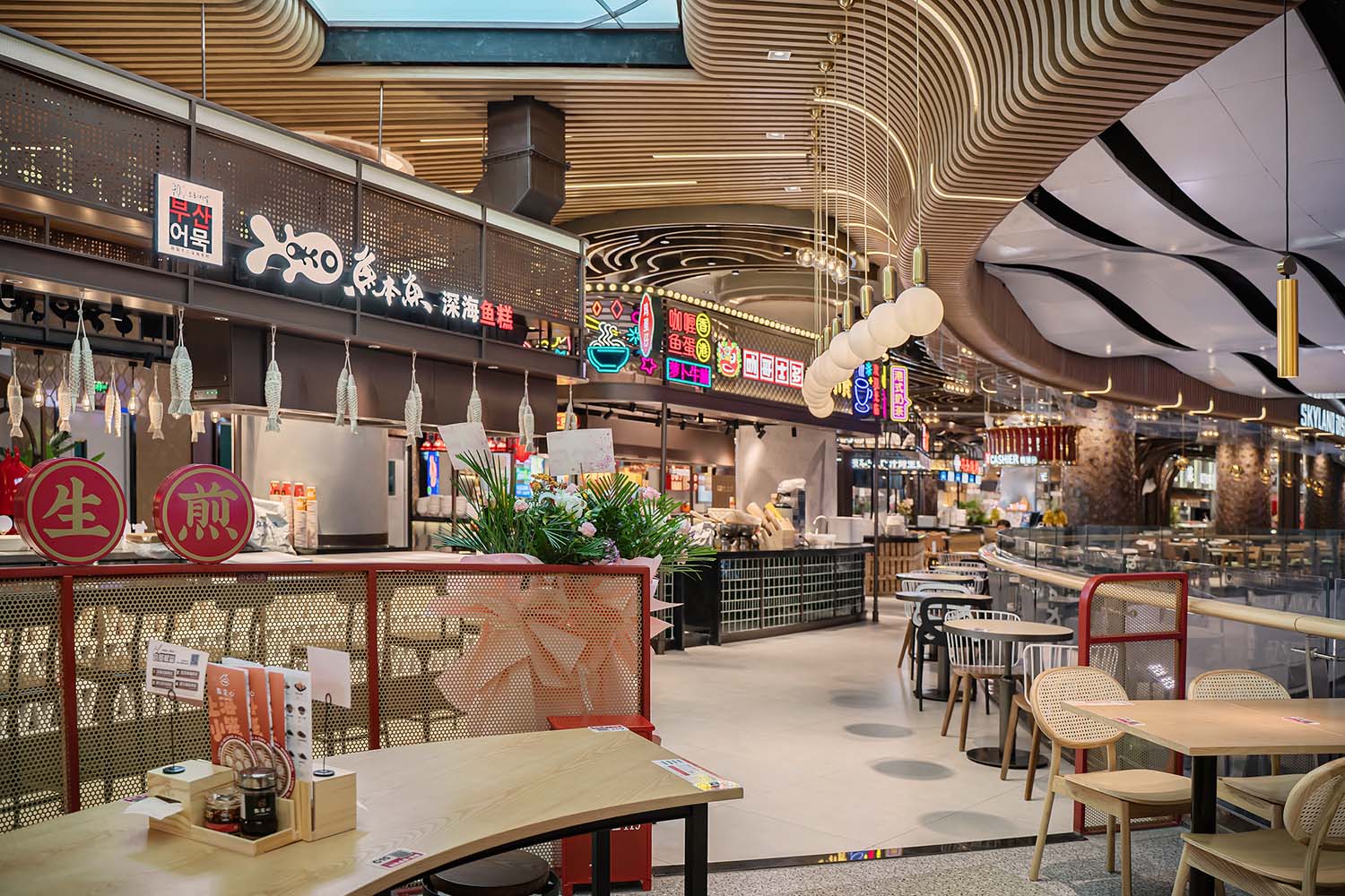 餐飲空間,食通天,美食廣場設計,美食街設計,華潤萬象城美食街,沈陽萬象城美食街,金楓設計