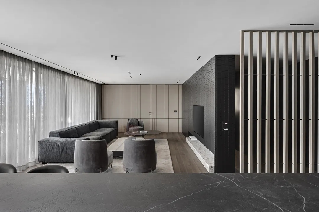 280㎡住宅設計,大平層設計,現代風格大平層設計,國外大平層設計,國外住宅設計案例,國外現代風格住宅設計,現代風格住宅設計,現代風格住宅案例,家裝設計,Studio Erez Hyatt