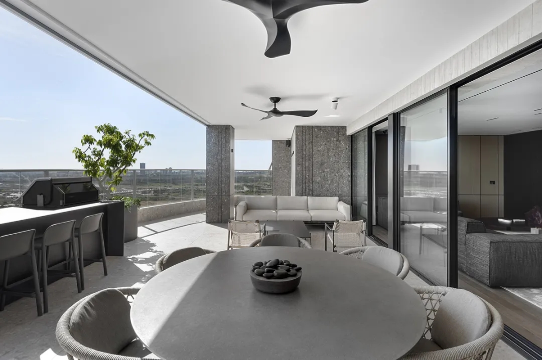 280㎡住宅設計,大平層設計,現代風格大平層設計,國外大平層設計,國外住宅設計案例,國外現代風格住宅設計,現代風格住宅設計,現代風格住宅案例,家裝設計,Studio Erez Hyatt