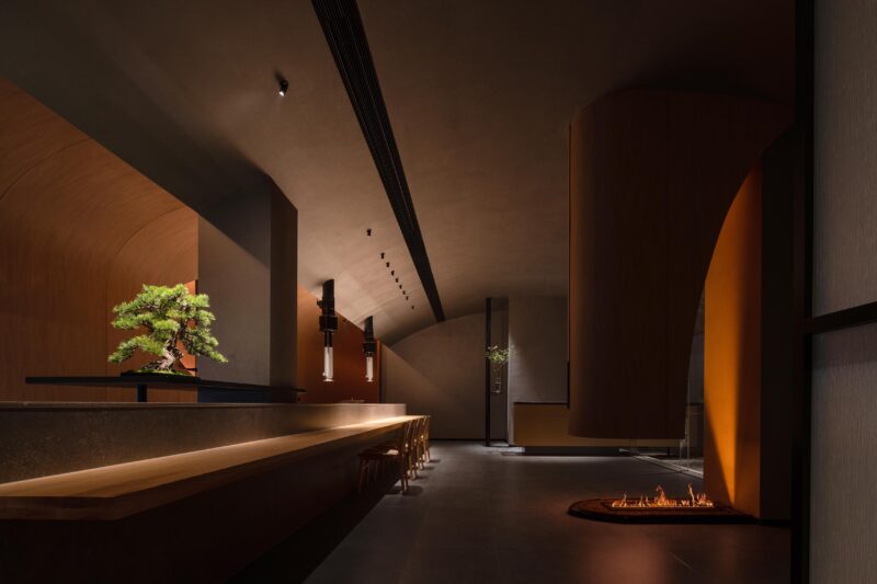 水木言設計 | 490㎡,長沙未在懷石炭火燒餐廳