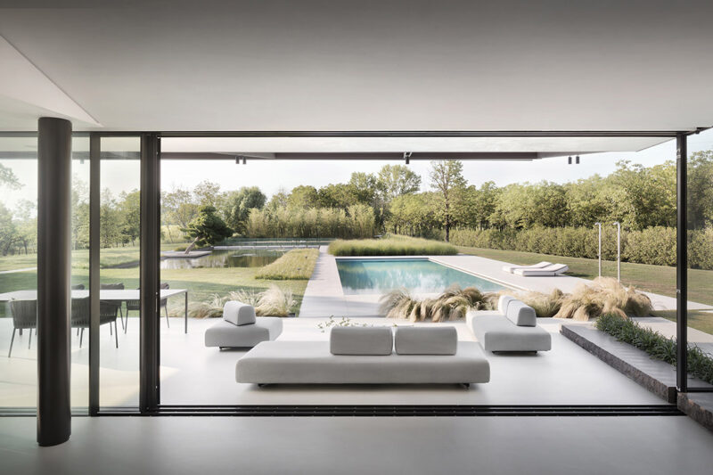 Alessandro Isola〡700㎡觸及心靈的極簡美學別墅！