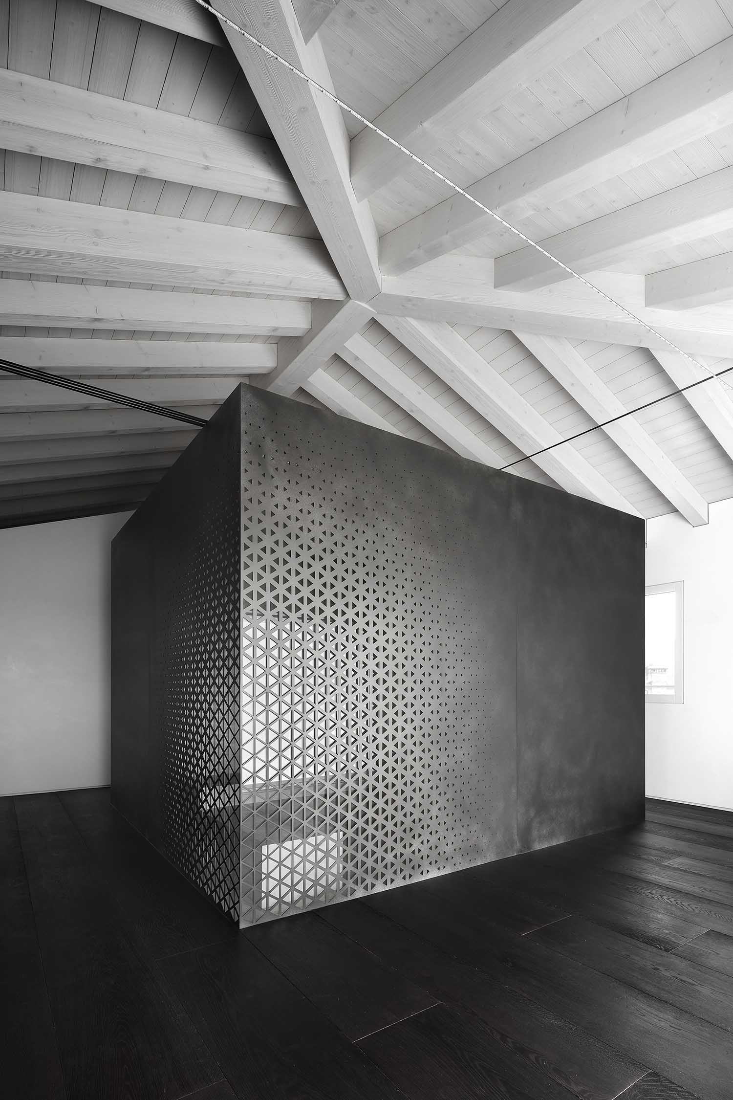 極簡美學,極簡主義設計,極簡別墅設計,別墅設計,國外別墅設計案例,700㎡別墅設計,極簡風格,700㎡Fluid House