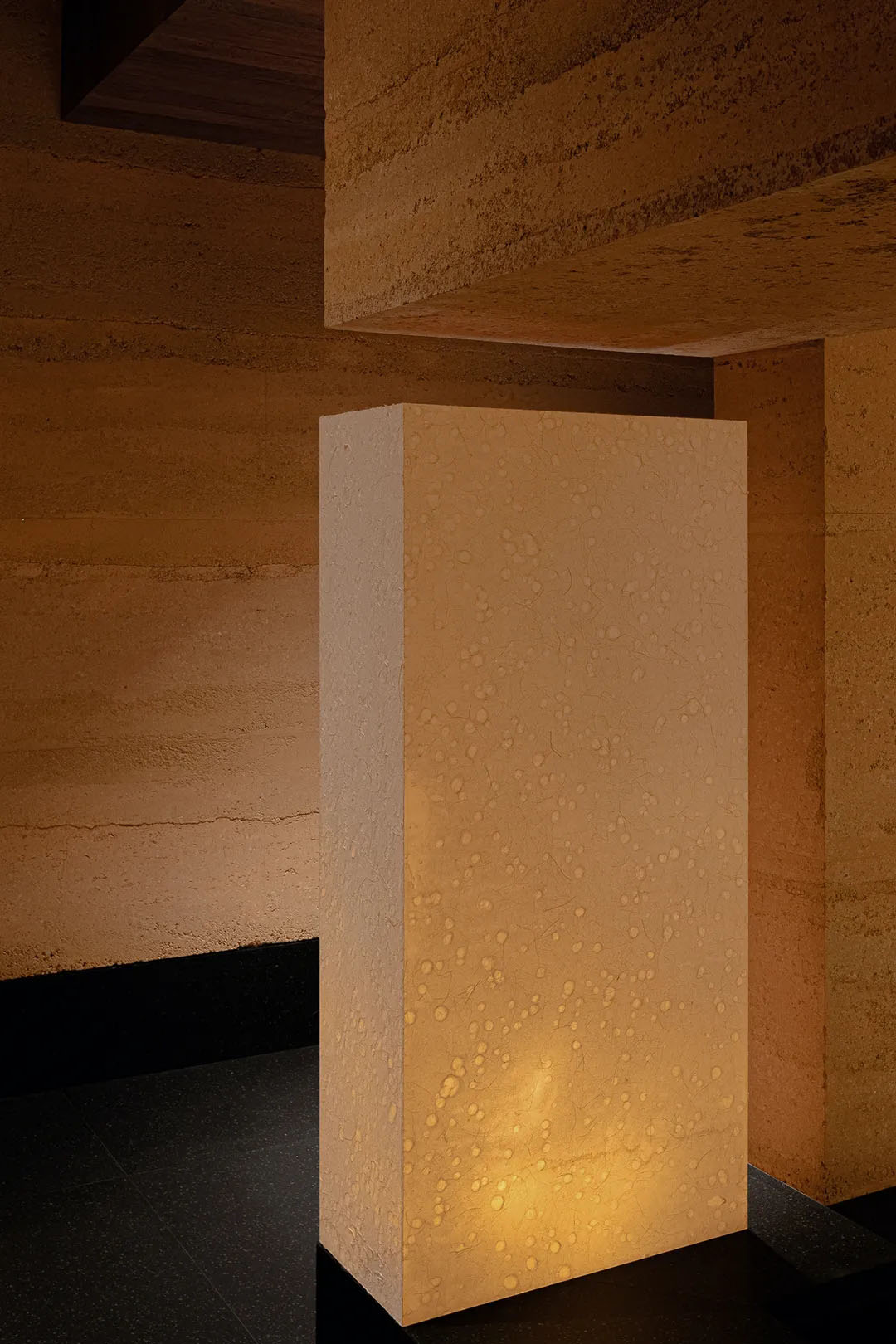 春山秋水,日料店設計,春山秋水作品,NATURE TIMES ART,春山秋水作品合集,春山秋水設計案例,壽司店設計案例,深圳植庭壽司,增田勵,深圳春山秋水,深圳植庭壽司