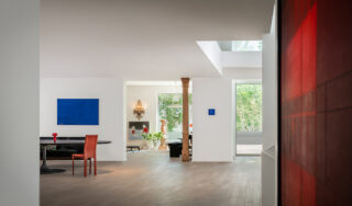 疊加設計 | 900㎡,在歐洲回收工地廢鐵,帶回藝術別墅