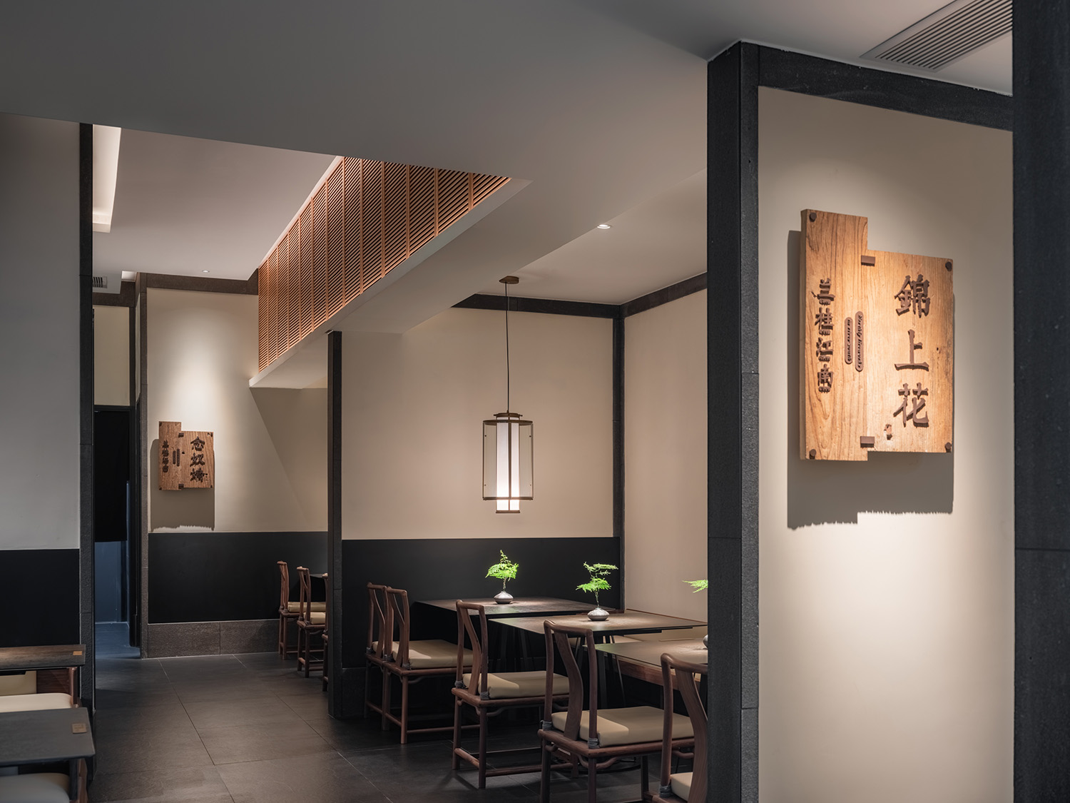 餐廳設計,江南餐廳設計,休閑餐廳設計,現代風格餐廳設計,主題餐廳設計,現代風格餐廳設計案例,杭州餐廳設計,蘭桂江南餐廳,蘭桂江南,杭州大廈蘭桂江南,臥野空間設計,臥野空間