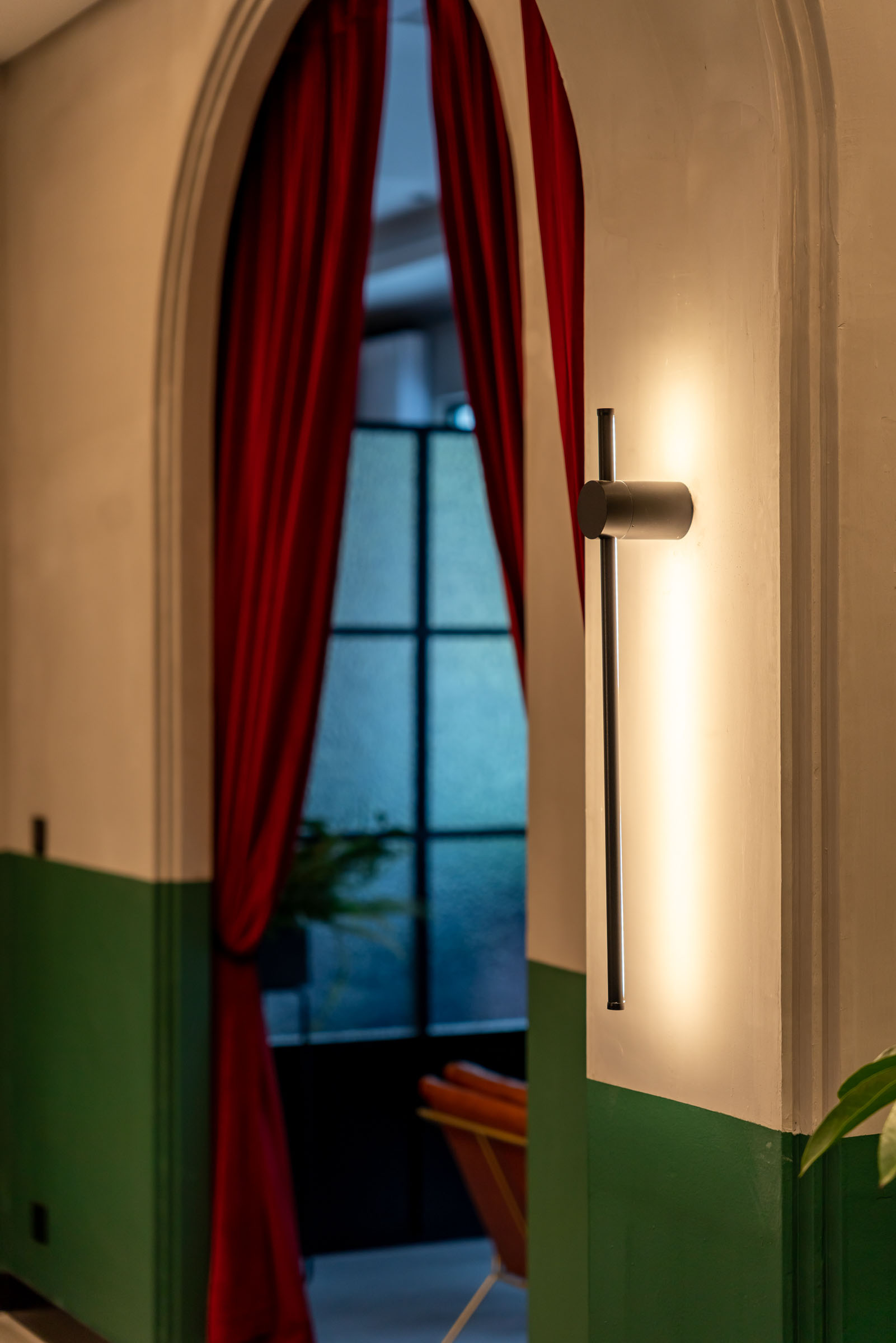 桐去108社,咖啡店,民宿,建築改造,宋揚設計事務所,聞墨空間設計,宋揚設計事務所作品,桐去108社咖啡店,桐去108社民宿,建築改造民宿,工廠改造,工業建築改造,⼴元堡川礦,雅安民宿