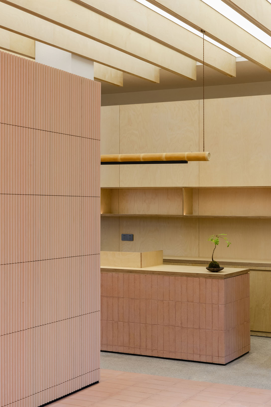 一展設計,杭州服裝買手店,HOW DEPARTMENT買手店,零售店設計,買手店設計,杭州一展,杭州服裝店設計,服裝買手店