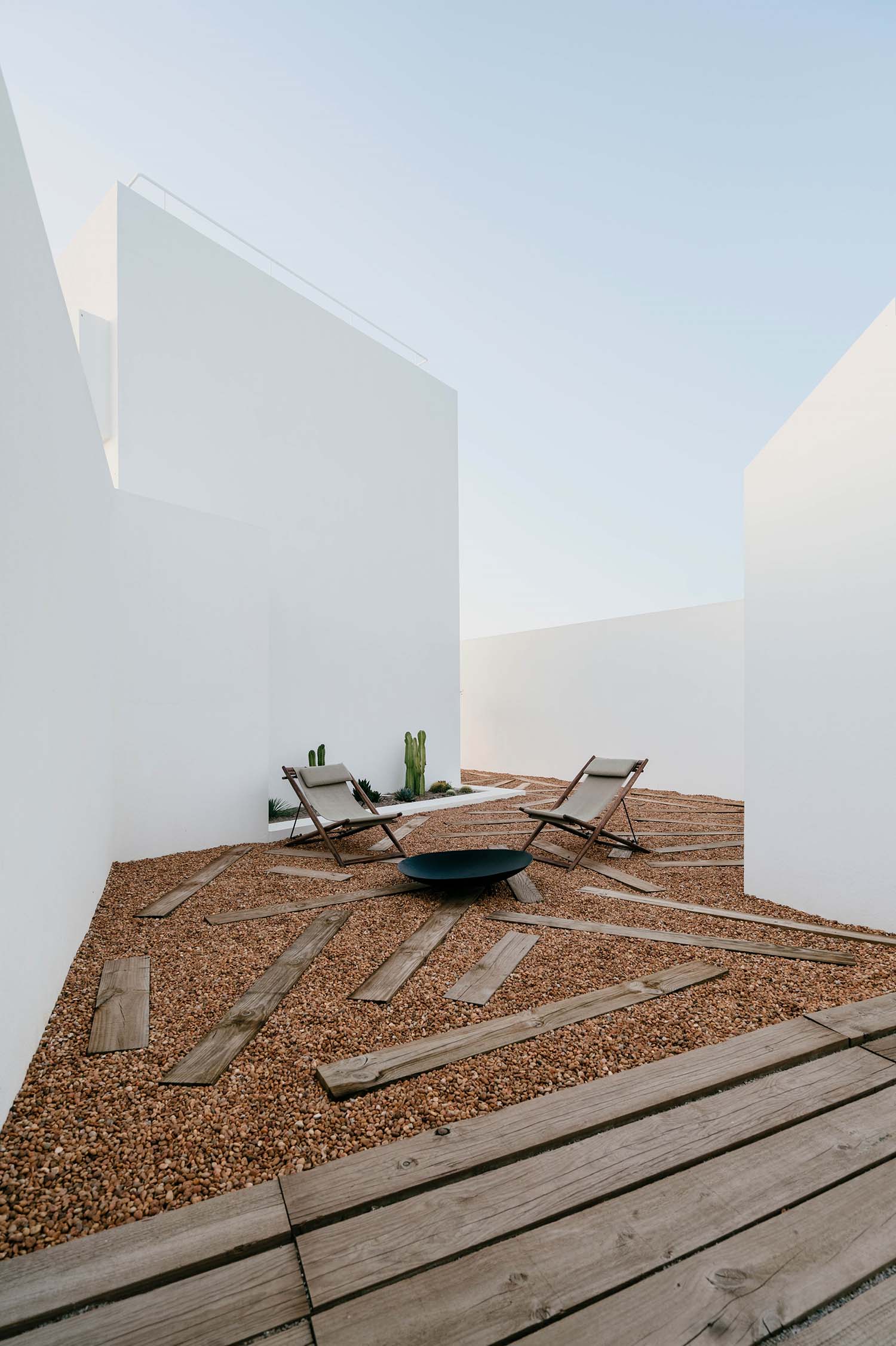 Atelier Data Architecture Firm,230㎡白色美學別墅,別墅設計,鄉村別墅,住宅改造,別墅設計案例,住宅設計案例,白色別墅,230㎡別墅