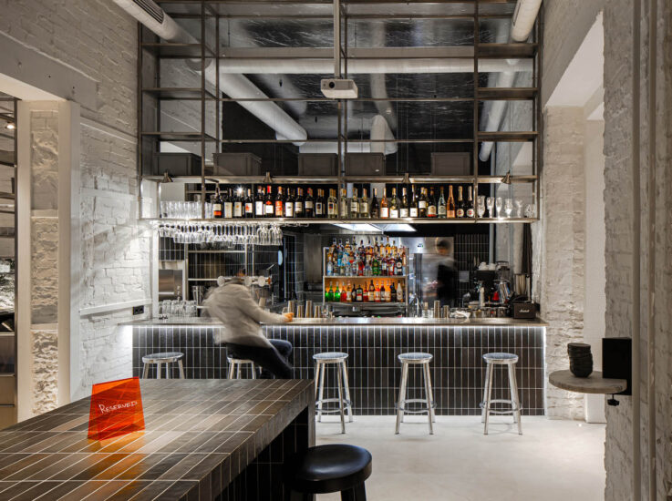 RomanXS〡190㎡，Salut咖啡吧設計，粗獷元素下的細節美學感知！