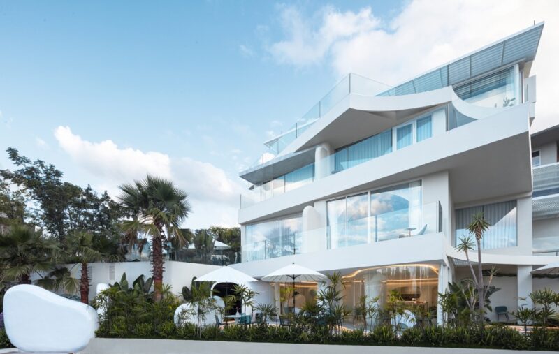 尋常設計事務所 | “海的呼吸”-大理青綠半山酒店改造