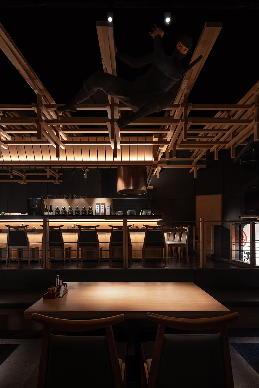 餐廳設計,休閑餐廳設計,現代風格餐廳設計,現代風格餐廳設計案例,日料店設計,南昌餐廳設計,南昌日料店設計,日料店設計案例,黑門一番,南昌黑門一番,黑門一番日本料理,三厘社TRIOSTUDIO,三厘社,TRIOSTUDIO