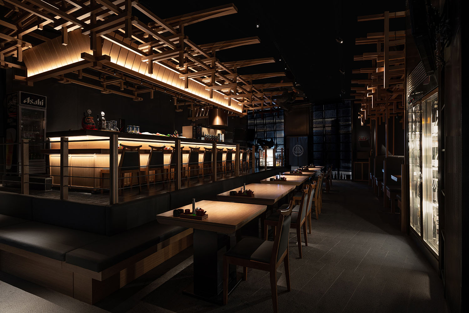 餐廳設計,休閑餐廳設計,現代風格餐廳設計,現代風格餐廳設計案例,日料店設計,南昌餐廳設計,南昌日料店設計,日料店設計案例,黑門一番,南昌黑門一番,黑門一番日本料理,三厘社TRIOSTUDIO,三厘社,TRIOSTUDIO