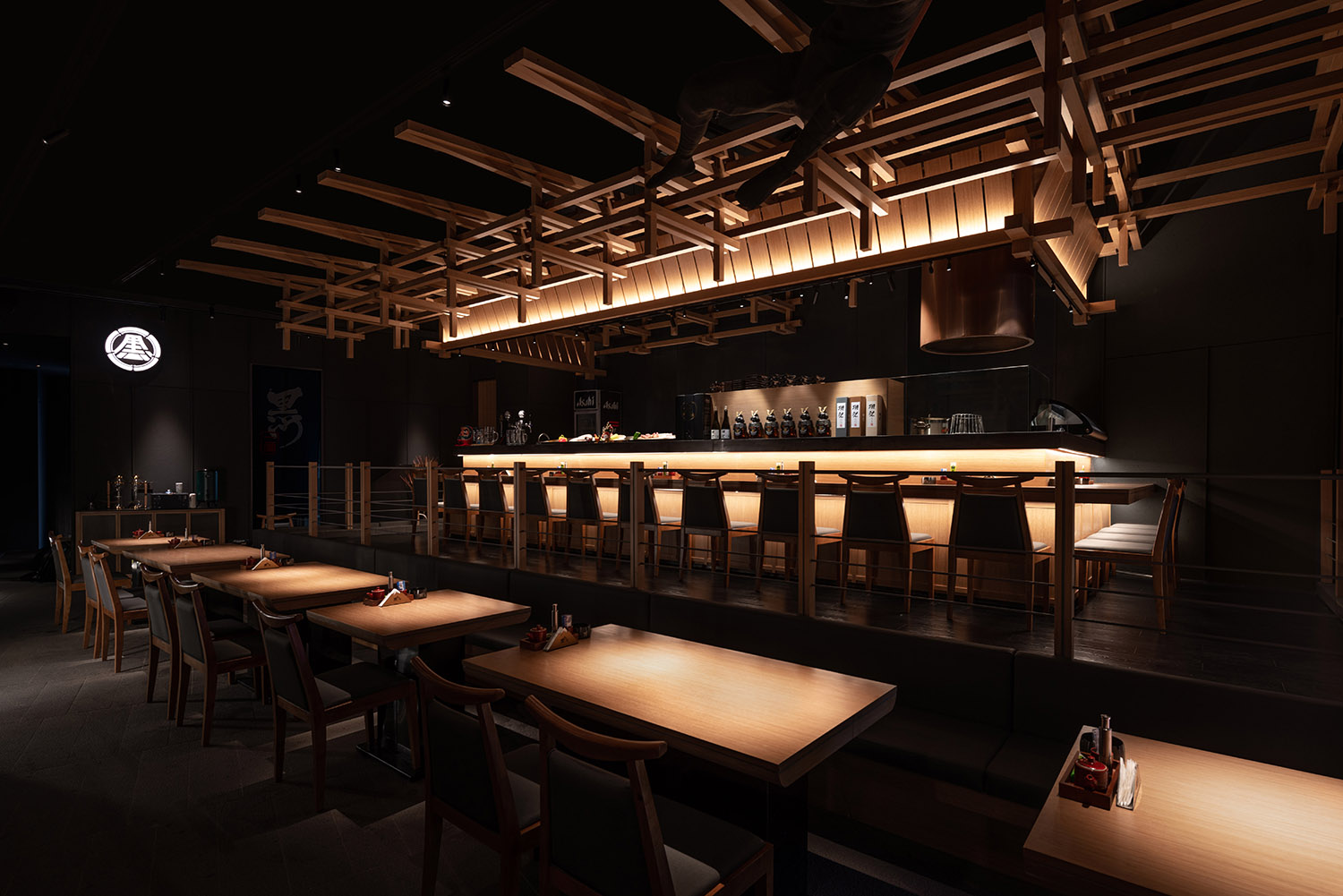 餐廳設計,休閑餐廳設計,現代風格餐廳設計,現代風格餐廳設計案例,日料店設計,南昌餐廳設計,南昌日料店設計,日料店設計案例,黑門一番,南昌黑門一番,黑門一番日本料理,三厘社TRIOSTUDIO,三厘社,TRIOSTUDIO