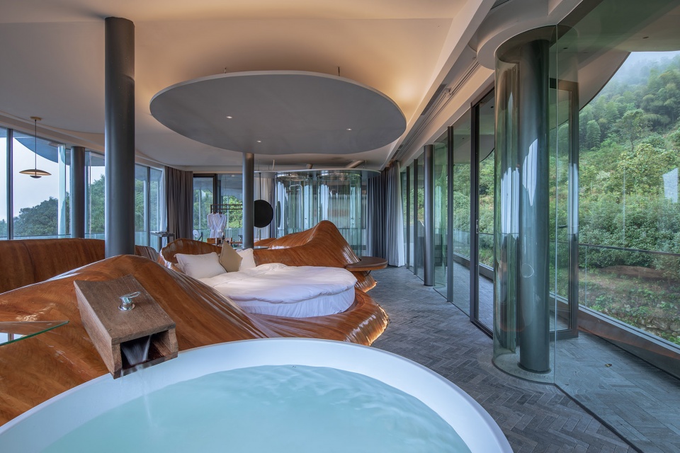 民宿設計,民宿改造設計,酒店設計,設計酒店,酒店設計案例,民宿設計案例,杭州民宿,杭州民宿設計,桐廬未遲·千山精品民宿,未遲·千山精品民宿,未遲·千山,來建築設計,來建築