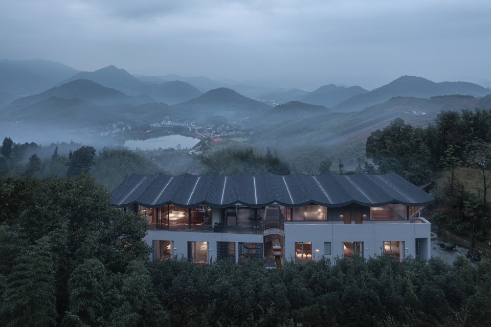 民宿設計,民宿改造設計,酒店設計,設計酒店,酒店設計案例,民宿設計案例,杭州民宿,杭州民宿設計,桐廬未遲·千山精品民宿,未遲·千山精品民宿,未遲·千山,來建築設計,來建築