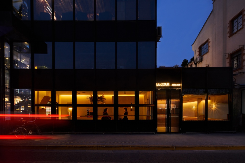 酒吧設計,咖啡廳設計,上海酒吧設計,上海咖啡廳設計,酒吧設計案例,酒館設計,La cour酒吧,La cour咖啡廳,上海La cour酒吧,All Design Studio