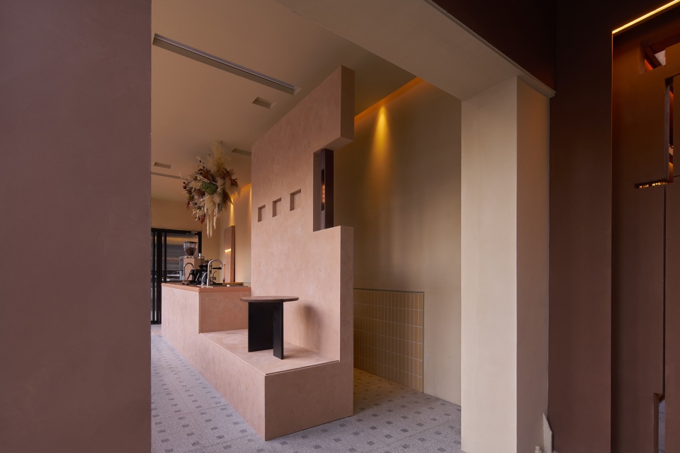 酒吧設計,咖啡廳設計,上海酒吧設計,上海咖啡廳設計,酒吧設計案例,酒館設計,La cour酒吧,La cour咖啡廳,上海La cour酒吧,All Design Studio