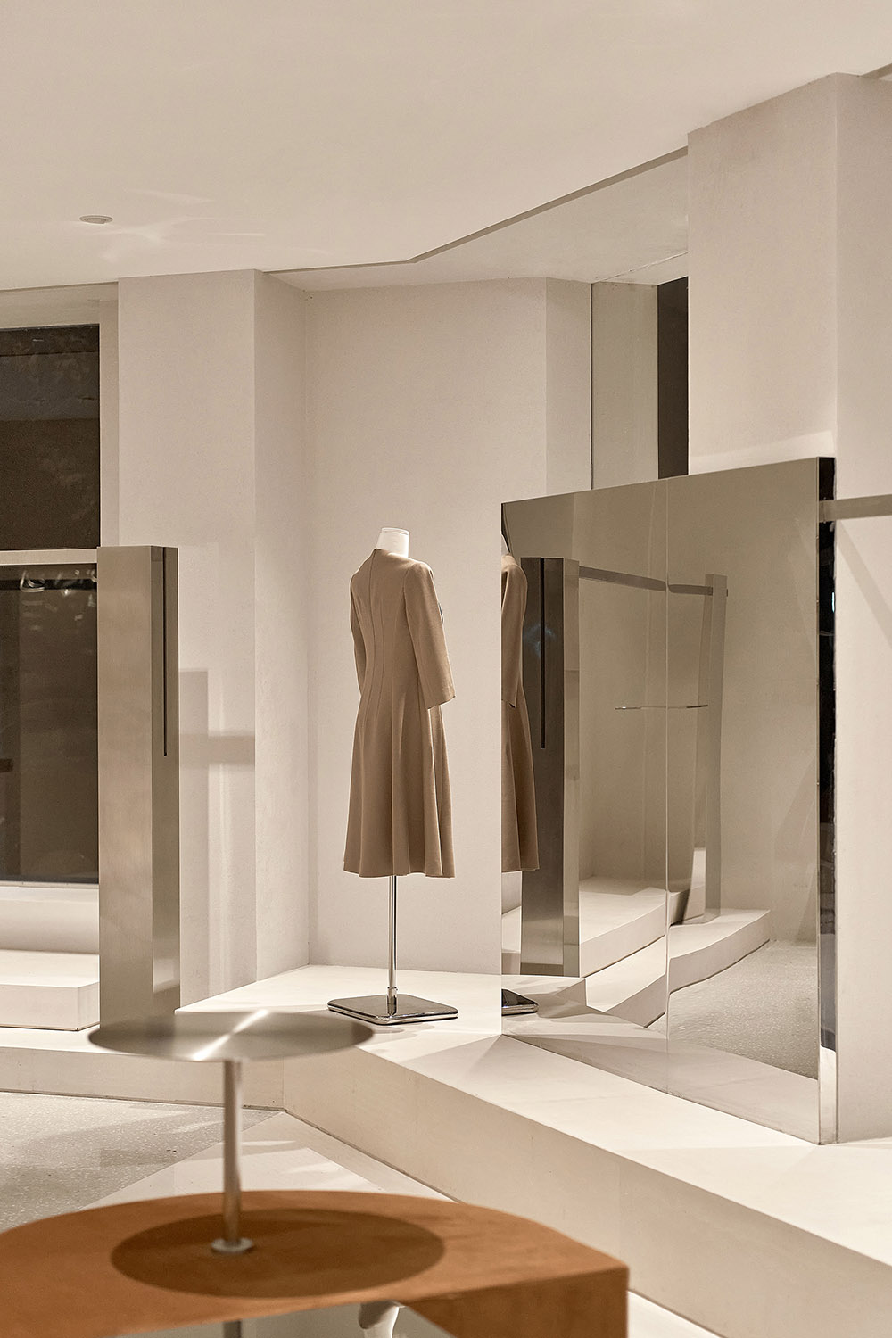 商業空間設計,集合店設計,零售店設計,服裝店設計,買手店設計,服裝集合店設計,武漢集合店設計,QYF集合店,QYF,武漢QYF,上術設計事務所,上術設計,Sun Concepts Office