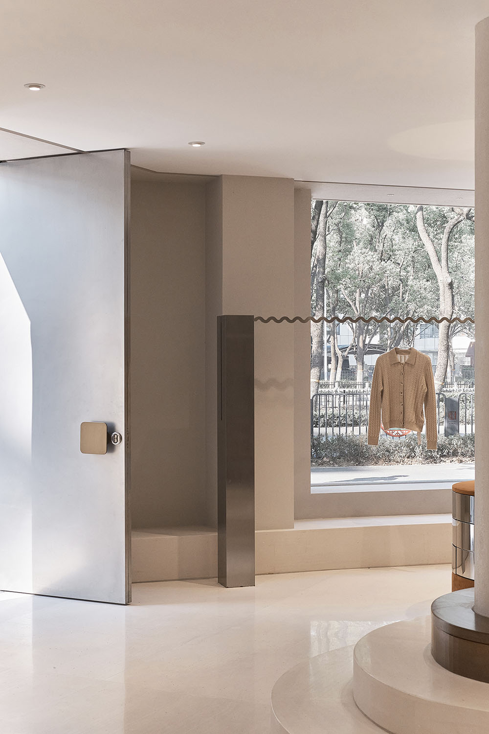 商業空間設計,集合店設計,零售店設計,服裝店設計,買手店設計,服裝集合店設計,武漢集合店設計,QYF集合店,QYF,武漢QYF,上術設計事務所,上術設計,Sun Concepts Office