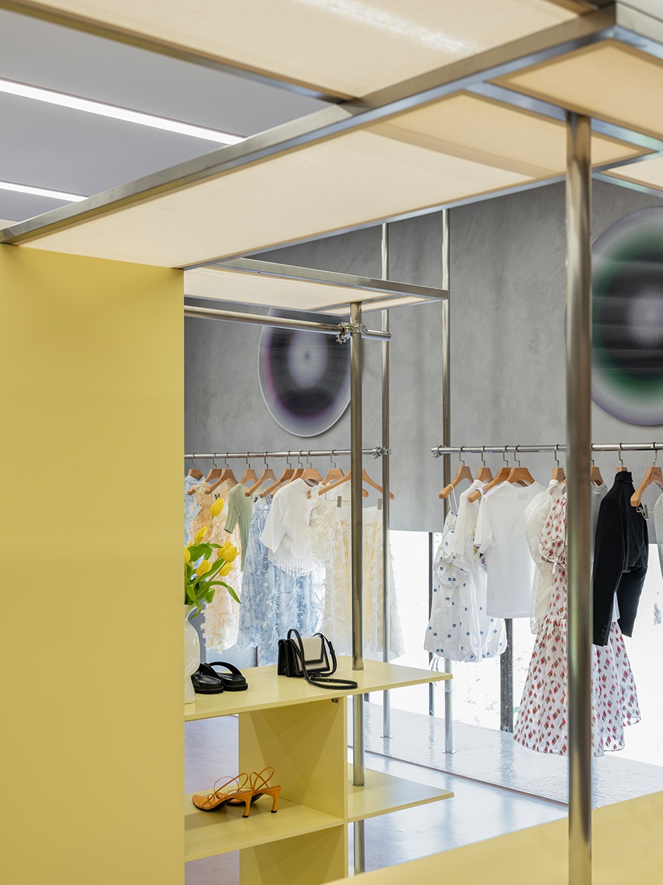 深圳服裝買手店,服裝店設計,ouiWE買手店,深圳ouiWE買手店,零售店設計,買手店設計,深圳買手店設計,佚建築工作室,深圳服裝店設計,服裝買手店