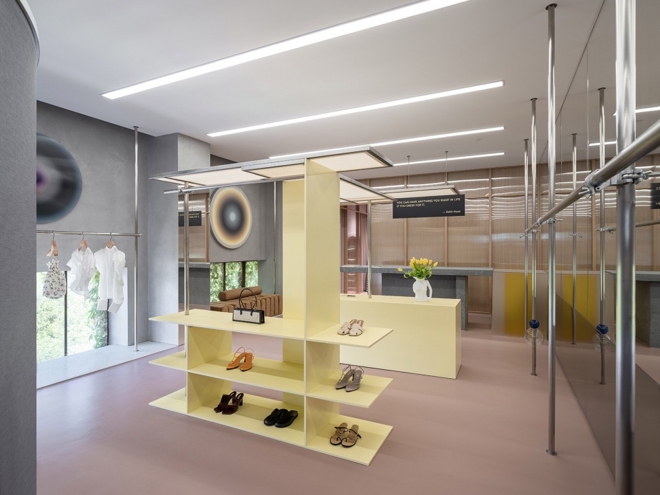 深圳服裝買手店,服裝店設計,ouiWE買手店,深圳ouiWE買手店,零售店設計,買手店設計,深圳買手店設計,佚建築工作室,深圳服裝店設計,服裝買手店