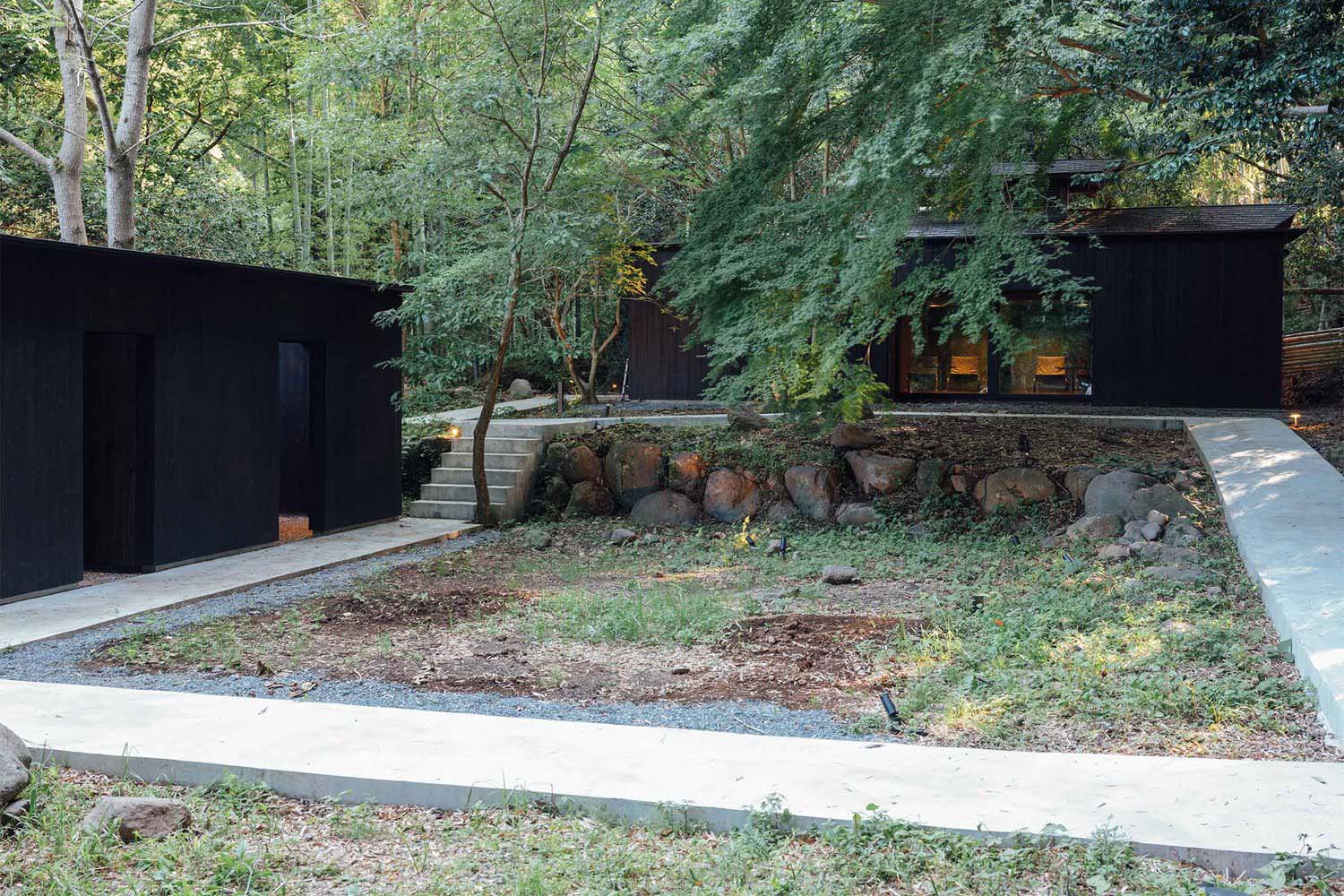 Shohei Oka,Soyu Terrace餐廳+圖書館,餐廳設計,圖書館設計,複合店設計案例,極簡主義,極簡空間設計,Yugawara Soyu Books and Retreat hotel