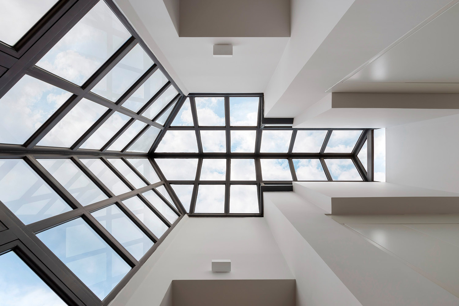 Valentino Architects,建築改造,住宅改造設計,頂層公寓設計,閣樓設計,國外公寓設計案例,閣樓改造