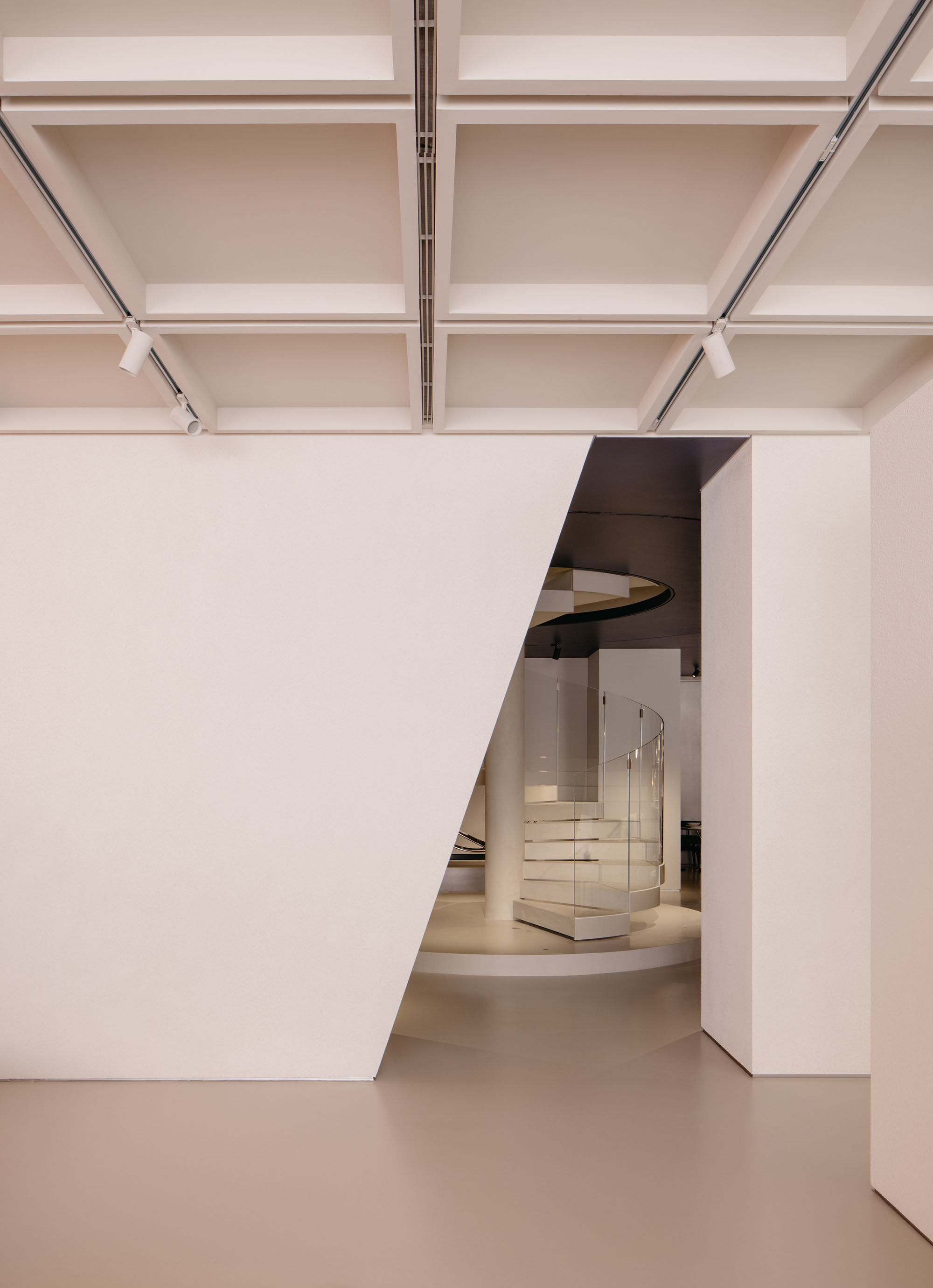 正反設計,Cassina,Cassina家具,家具展廳設計,家具展廳設計案例,OUTIN. DESIGN