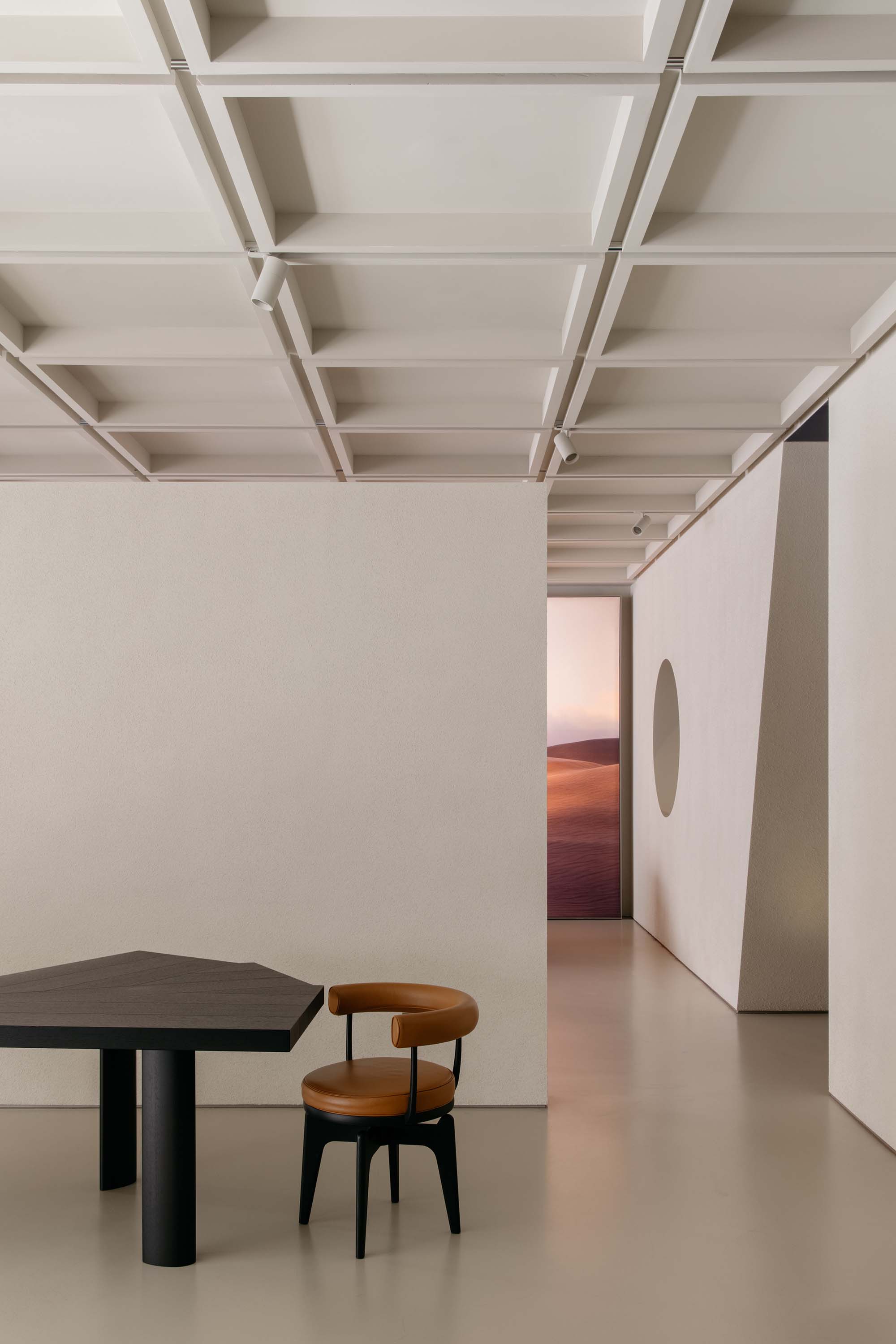 正反設計,Cassina,Cassina家具,家具展廳設計,家具展廳設計案例,OUTIN. DESIGN