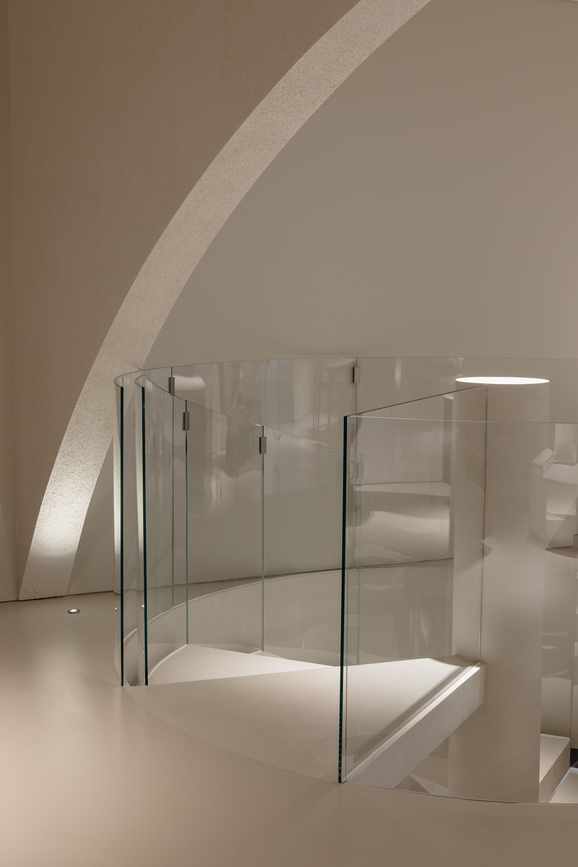 正反設計,Cassina,Cassina家具,家具展廳設計,家具展廳設計案例,OUTIN. DESIGN