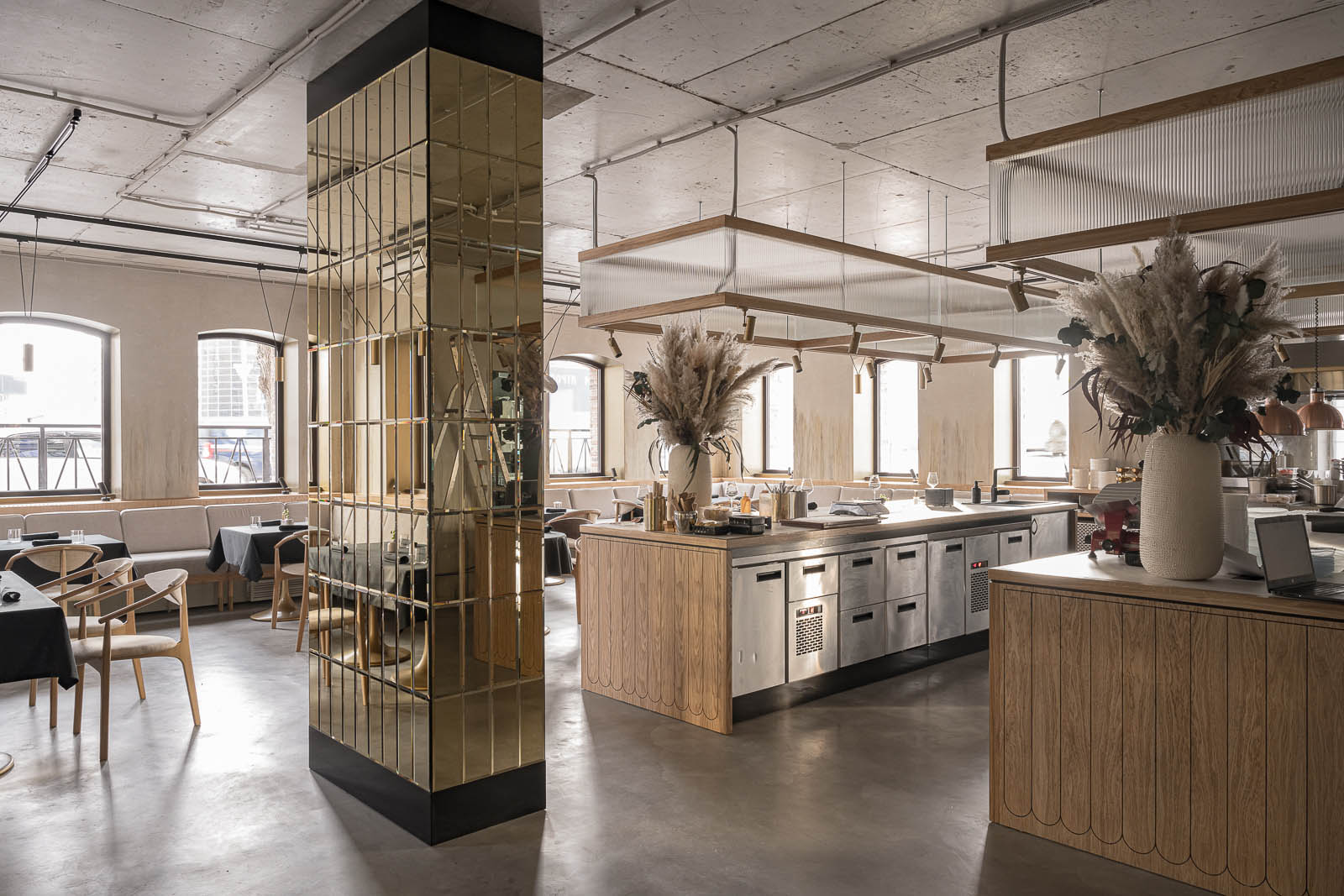 PRSPKT Architects,Ptitsy restaurant,餐廳設計案例,餐廳設計,國外餐廳設計案例,西餐廳設計