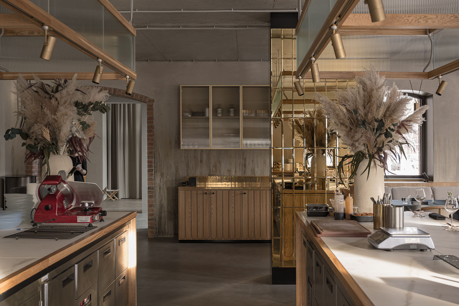 PRSPKT Architects,Ptitsy restaurant,餐廳設計案例,餐廳設計,國外餐廳設計案例,西餐廳設計