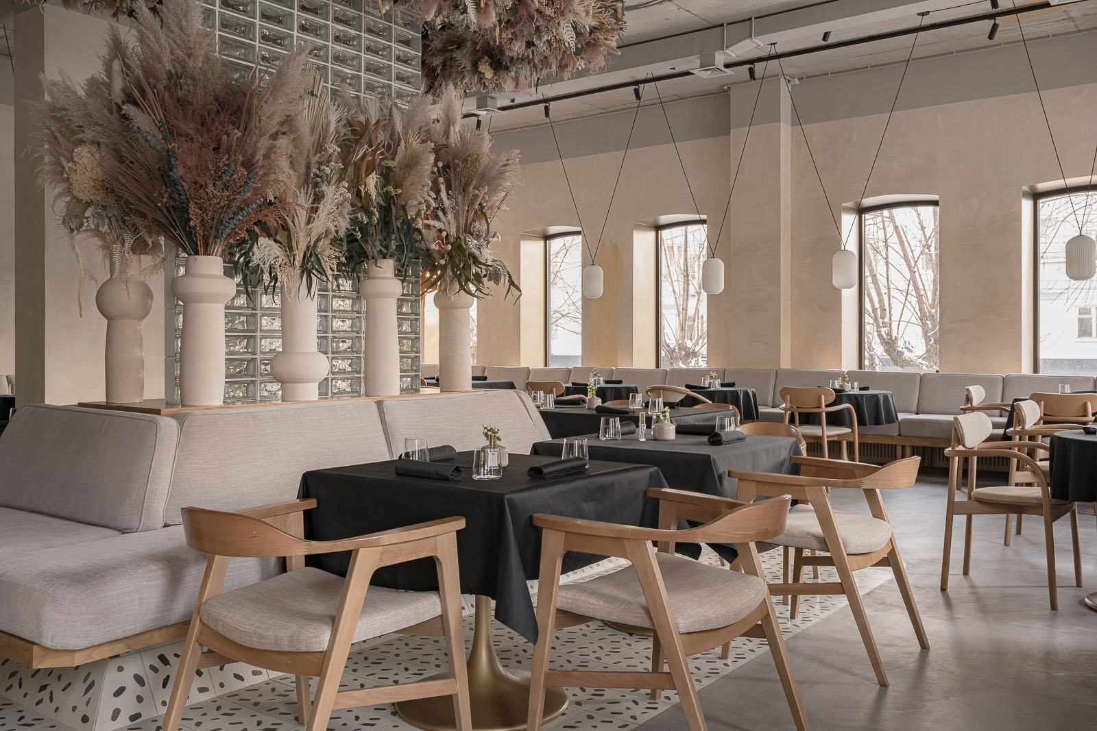 PRSPKT Architects,Ptitsy restaurant,餐廳設計案例,餐廳設計,國外餐廳設計案例,西餐廳設計