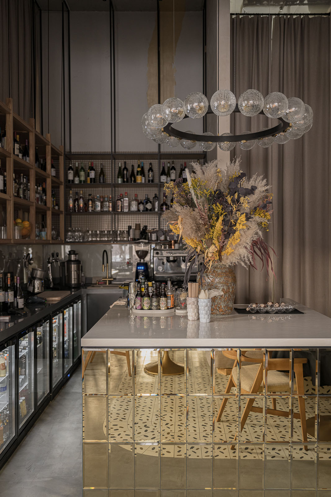 PRSPKT Architects,Ptitsy restaurant,餐廳設計案例,餐廳設計,國外餐廳設計案例,西餐廳設計