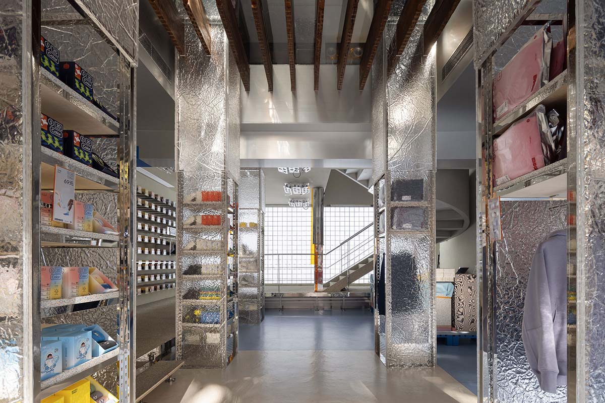 SOME THOUGHTS,服裝店設計,服裝店設計案例,Bananain,服裝概念店,重新設計基本款,蕉內服裝店,上海蕉內