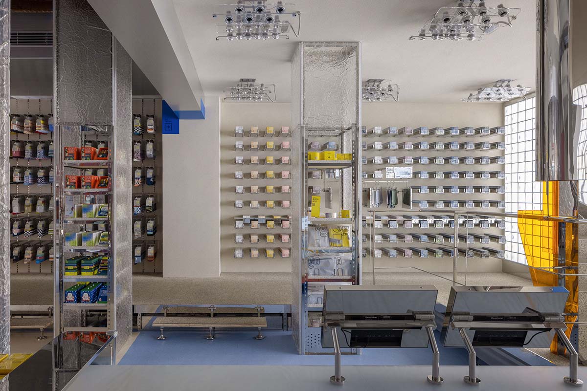 SOME THOUGHTS,服裝店設計,服裝店設計案例,Bananain,服裝概念店,重新設計基本款,蕉內服裝店,上海蕉內