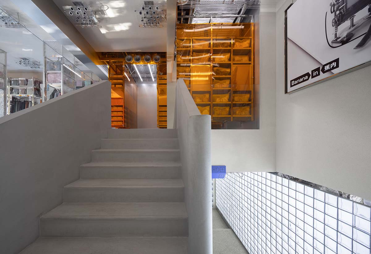 SOME THOUGHTS,服裝店設計,服裝店設計案例,Bananain,服裝概念店,重新設計基本款,蕉內服裝店,上海蕉內