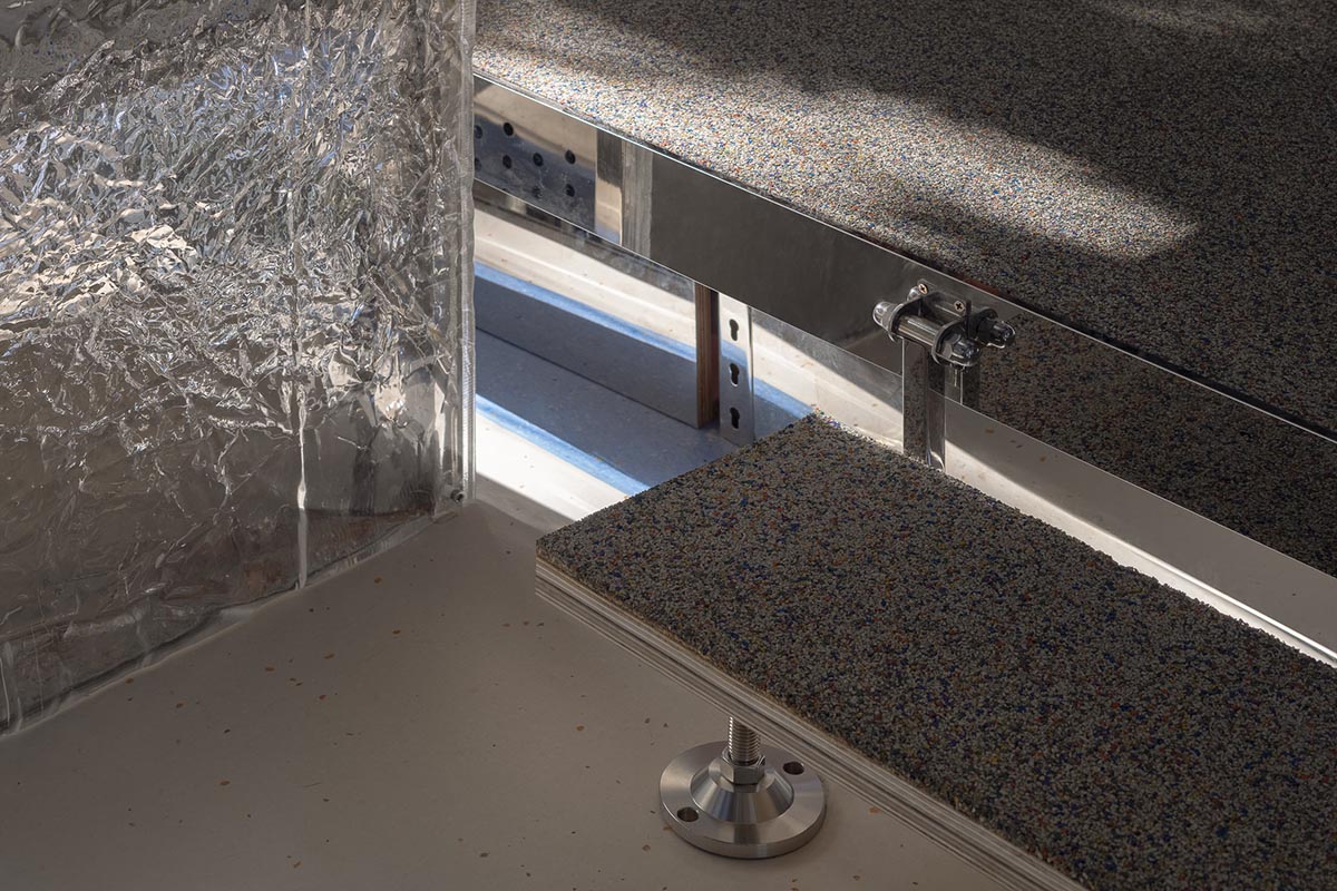 SOME THOUGHTS,服裝店設計,服裝店設計案例,Bananain,服裝概念店,重新設計基本款,蕉內服裝店,上海蕉內