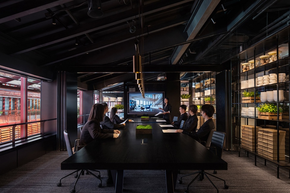 辦公室設計,設計公司辦公室設計,辦公空間設計,開放式辦公室設計,上海辦公室設計,上海設計工作辦公室設計,辦公室設計案例,CCD大中華上海總部辦公室,CCD,CCD香港鄭中設計事務所,香港鄭中設計事務所,CCD設計作品