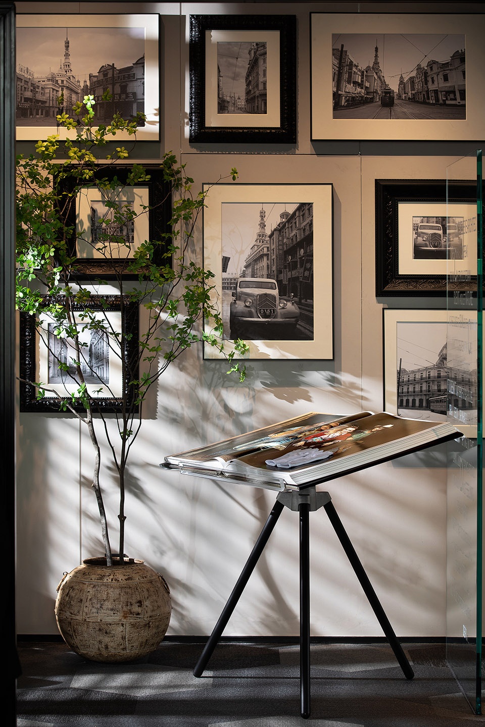 辦公室設計,設計公司辦公室設計,辦公空間設計,開放式辦公室設計,上海辦公室設計,上海設計工作辦公室設計,辦公室設計案例,CCD大中華上海總部辦公室,CCD,CCD香港鄭中設計事務所,香港鄭中設計事務所,CCD設計作品