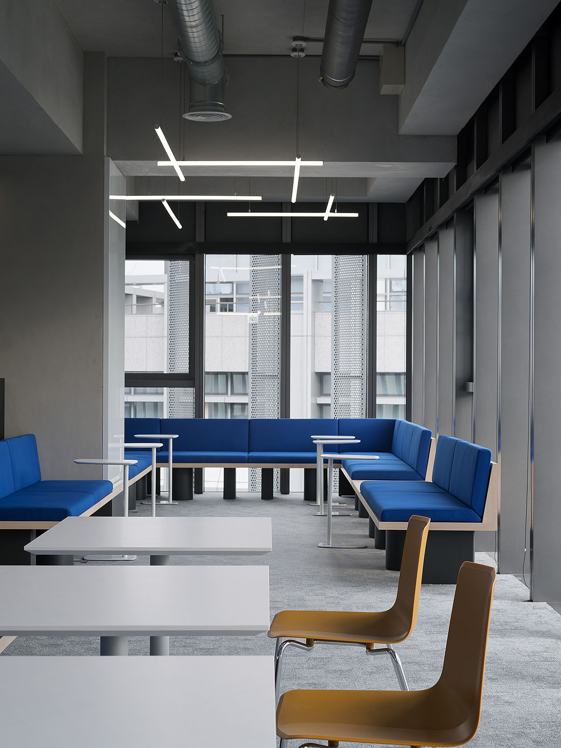 共享辦公室設計,辦公室設計,開放式辦公室設計,科技公司辦公室設計,台灣設計,台灣辦公室設計,台灣辦公室設計案例,Cooler Master創客大樓,Cooler Master,DESFA GROUP