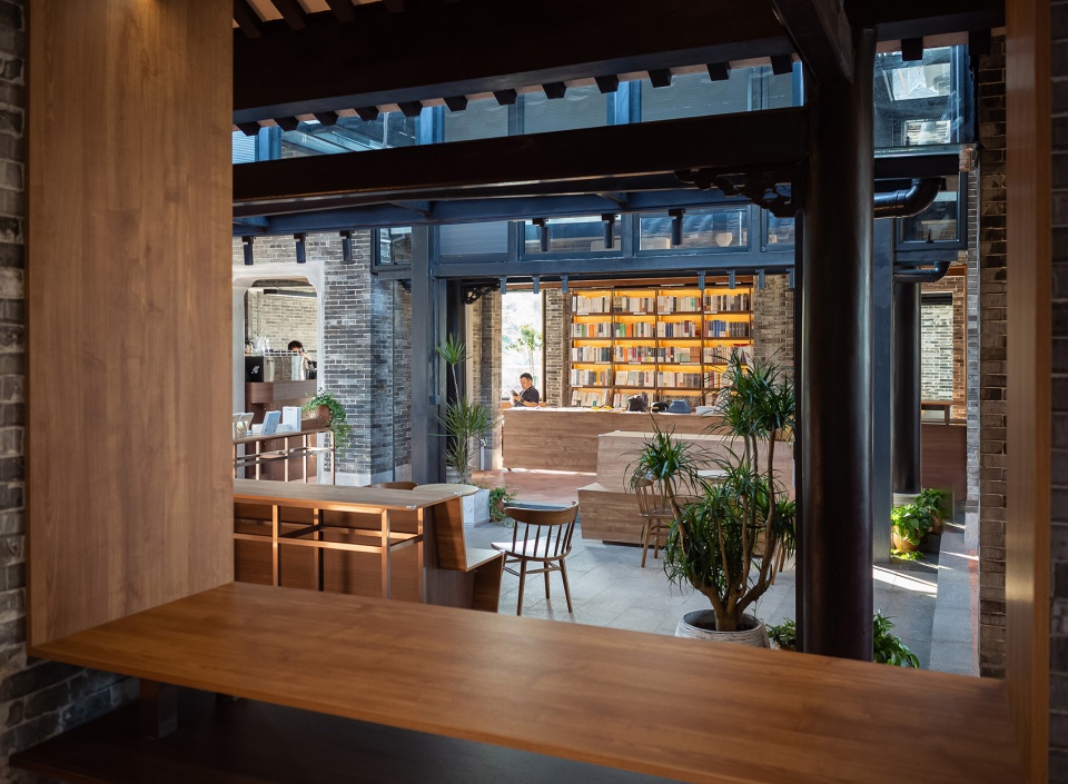 書店設計,老房改造書房設計,佛山書店設計,佛山書店設計案例,書店設計案例,康園“一錐書屋”,康園一錐書屋,佛山康園“一錐書屋”,書店零售店,康園書店,玳山建築設計,玳山建築