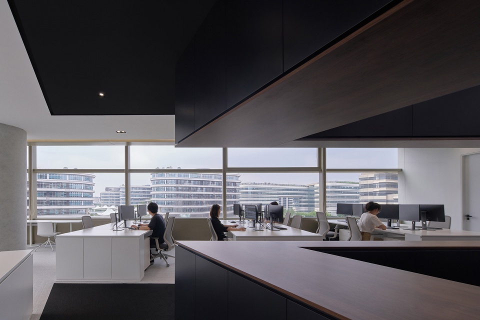 辦公室設計,辦公空間設計,開放式辦公室設計,上海辦公室設計,設計公司辦公室設計案例,小而美的辦公室,line+建築事務所,line+建築事務所辦公室,辦公室設計案例,line+建築事務所上海辦公室