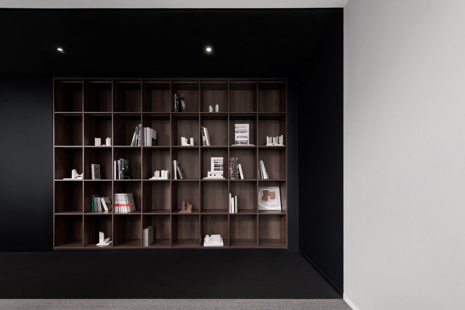 辦公室設計,辦公空間設計,開放式辦公室設計,上海辦公室設計,設計公司辦公室設計案例,小而美的辦公室,line+建築事務所,line+建築事務所辦公室,辦公室設計案例,line+建築事務所上海辦公室