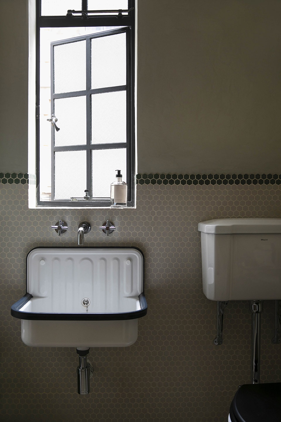 60㎡公寓設計,公寓設計,60㎡,小戶型設計,小戶型設計案例,開放式布局,上海公寓設計,上海小戶型設計,老宅改造,老宅翻新,Offhand Practice