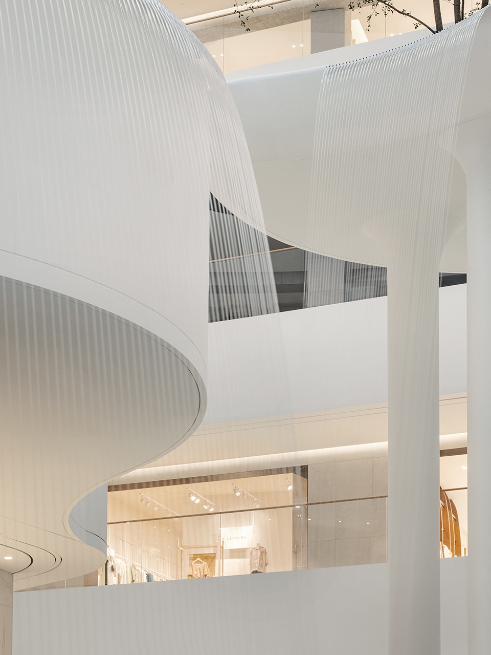 商場設計,購物中心設計,商業綜合體設計,國外商場設計,商場設計案例,“現代首爾”百貨商場,韓國“現代首爾”百貨商場,Burdifilek