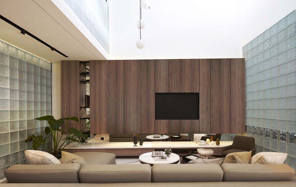 525㎡別墅設計,525㎡,別墅設計,住宅設計,國外別墅設計,國外住宅設計,獨棟住宅改造,別墅設計案例,折射屋,雅加達折射屋,RAD+ar,RAD+ar設計公司